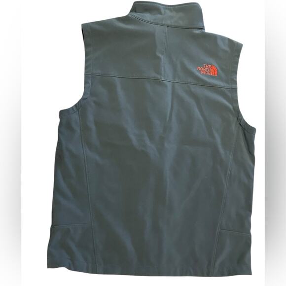 The North Face Mens Size Medium Gray Vest with Red Zipper and Trim - Picture 2 of 10